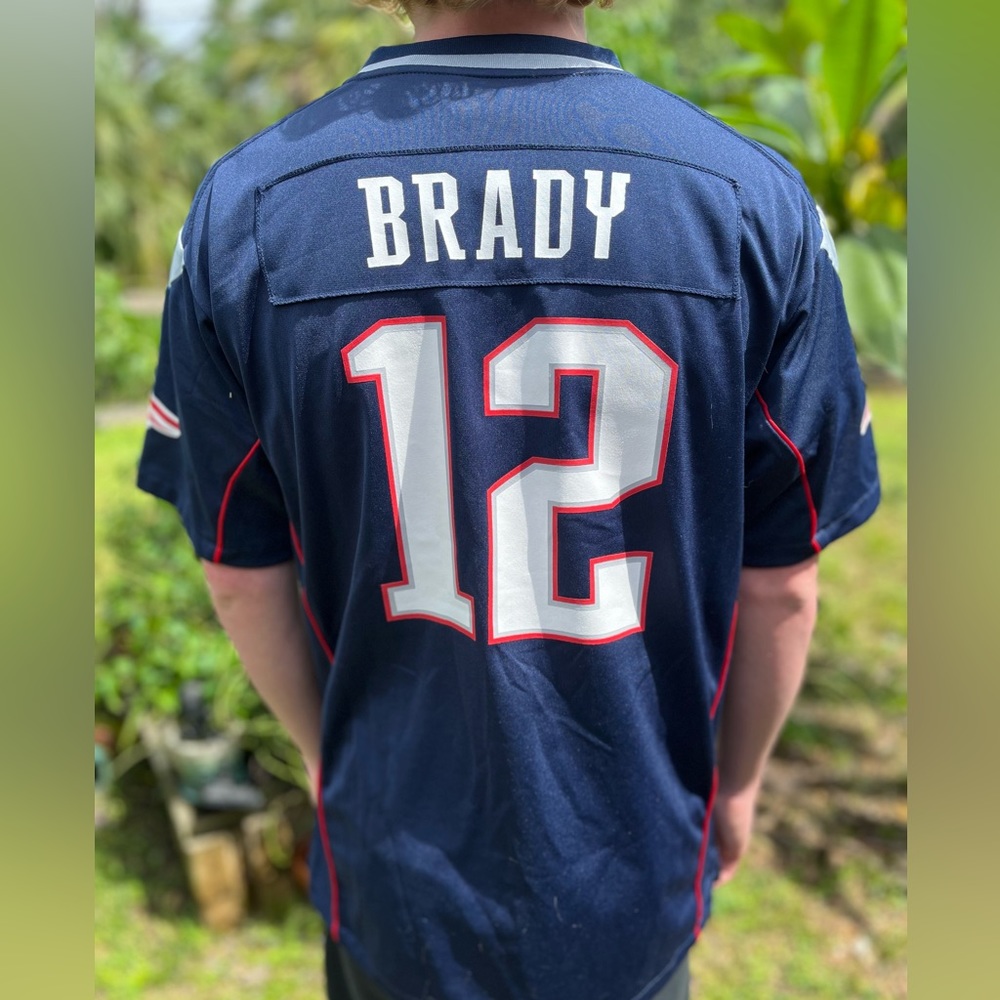 EUC NFL Mens Small Youth XL Nike On Field NE Patriots Tom Brady 12 Jersey